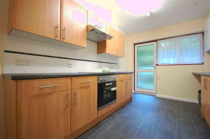 2 Bedroom Maisonette To Rent In Rydal Way, Ruislip, HA4