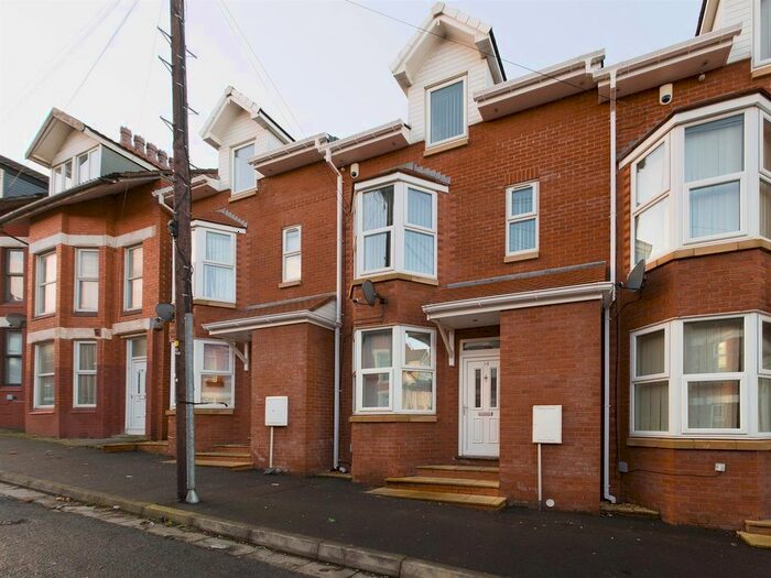 5 Bedroom Terraced House To Rent In Duke Street, New Brighton, Wallasey, CH45