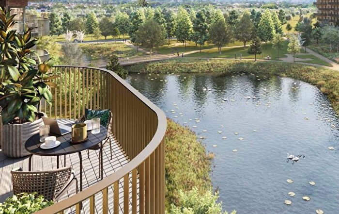 3 Bedroom Flat To Rent In Waterlily Court, Kidbrooke Village, SE3