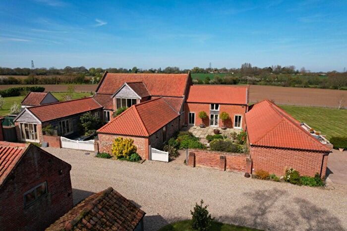 5 Bedroom Barn Conversion For Sale In Ilketshall St. Andrew, Beccles, NR34