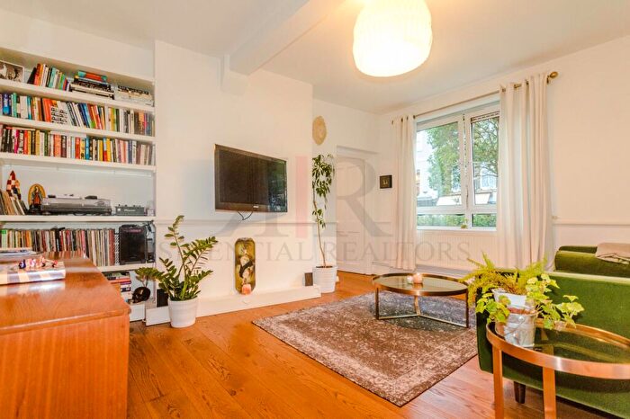 1 Bedroom Apartment To Rent In Hopetown Street, London, E1
