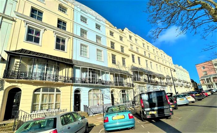 1 Bedroom Flat To Rent In Wellington Square, Hastings, TN34