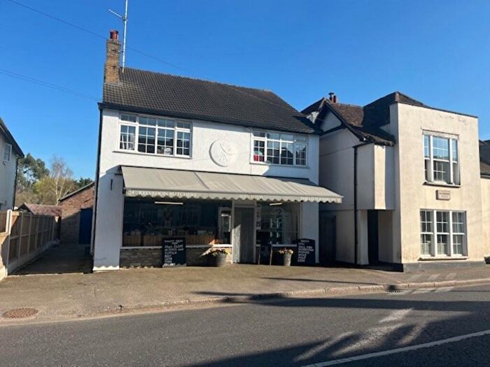 2 Bedroom Maisonette To Rent In High Street, Kelvedon, Colchester, CO5