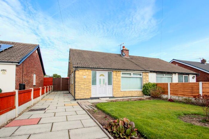 2 Bedroom Semi-Detached Bungalow To Rent In Lock Lane, Partington, Manchester, M31