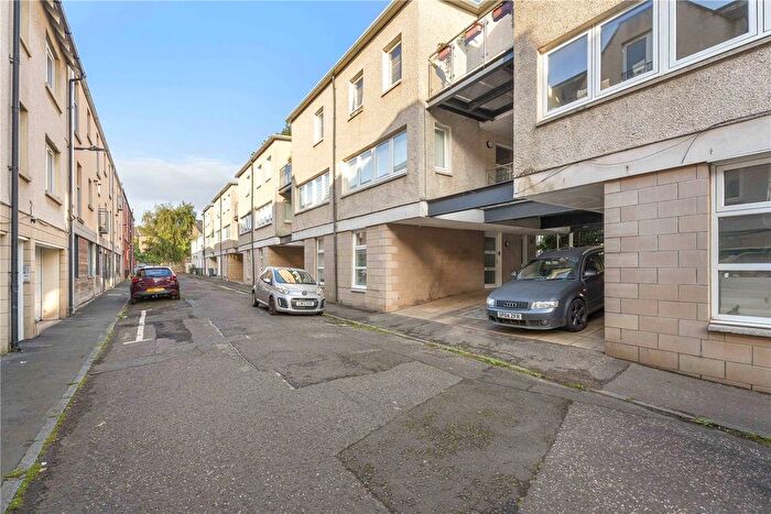 3 Bedroom Terraced House For Sale In Trafalgar Lane, Leith, Edinburgh, EH6