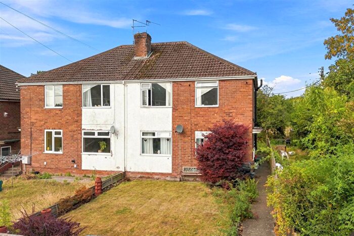 2 Bedroom Maisonette For Sale In Orchard Drive, Coventry, CV5