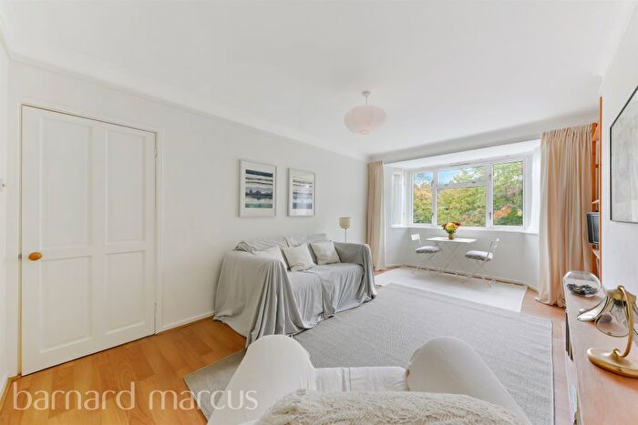 2 Bedroom Flat For Sale In Vermont Road, London, SW18