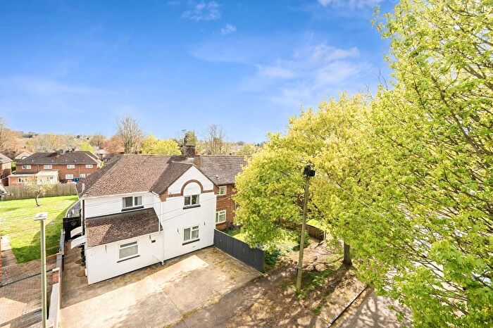 5 Bedroom Semi Detached House For Sale In Banbury, Oxfordshire, OX16