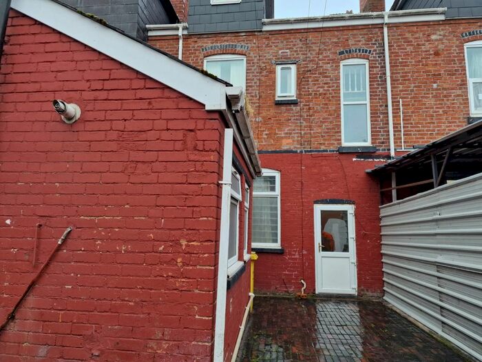 2 Bedroom Flat To Rent In Long Street, Birmingham, B11