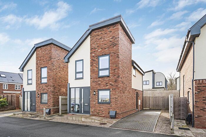 2 Bedroom Detached House For Sale In Tancred Grove, Bicester, OX25