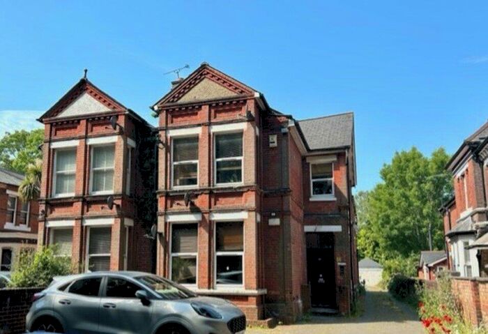 1 Bedroom Flat To Rent In Cavendish Grove, Southampton, SO17