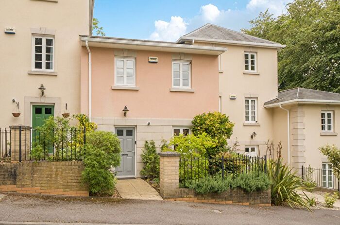 3 Bedroom Terraced House For Sale In Queens Gate, Winchester, Hampshire, SO22