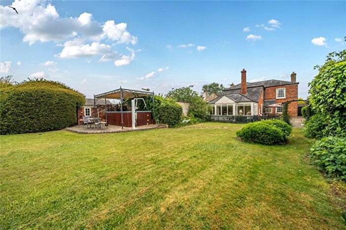 5 Bedroom Detached House For Sale In Main Street, Baston, Peterborough, Lincolnshire, PE6