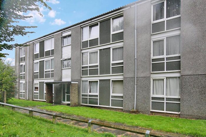 2 Bedroom Flat To Rent In Furnace Green, Crawley, West Sussex, RH10