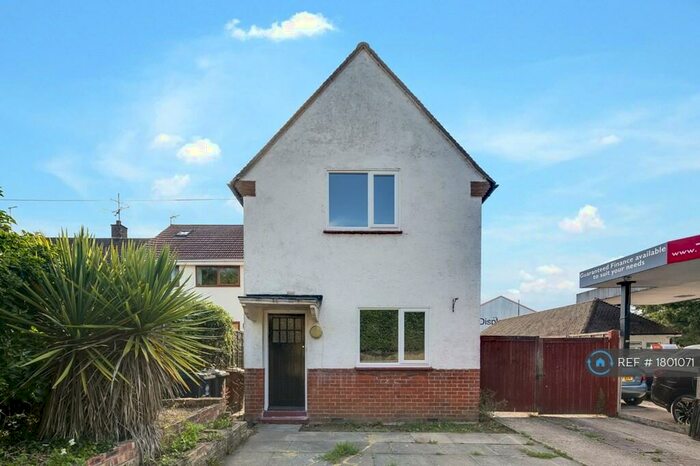 2 Bedroom Detached House To Rent In Rye Street, Bishop's Stortford, CM23