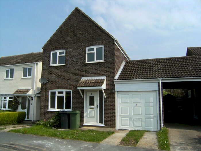 3 Bedroom Property To Rent In Owl Drive, Mulbarton, Norwich, NR14