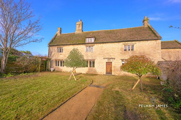 5 Bedroom Detached House For Sale In Forest Approach, Kings Cliffe, PE8