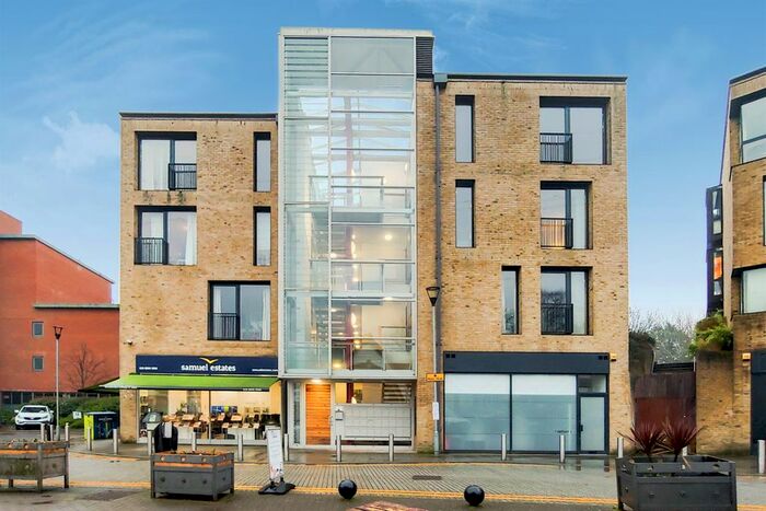 1 Bedroom Flat To Rent In Bennets Courtyard, Colliers Wood, SW19