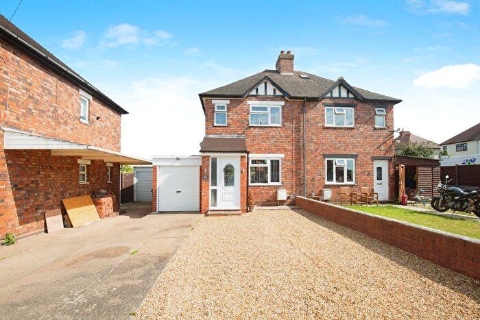 2 Bedroom Semi-Detached House For Sale In Ralph Crescent, Kingsbury, B78