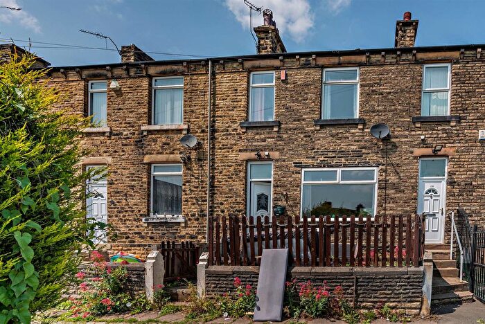 3 Bedroom Terraced House For Sale In Field Lane, Dewsbury, WF13