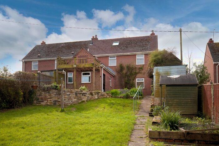 3 Bedroom Semi-Detached House For Sale In Bleax Close, Shaftesbury, SP7