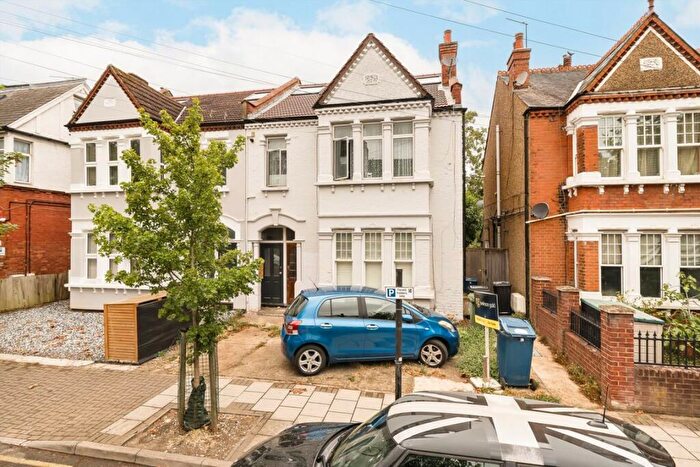 Studio For Sale In Greenhill Road, Harrow, HA1