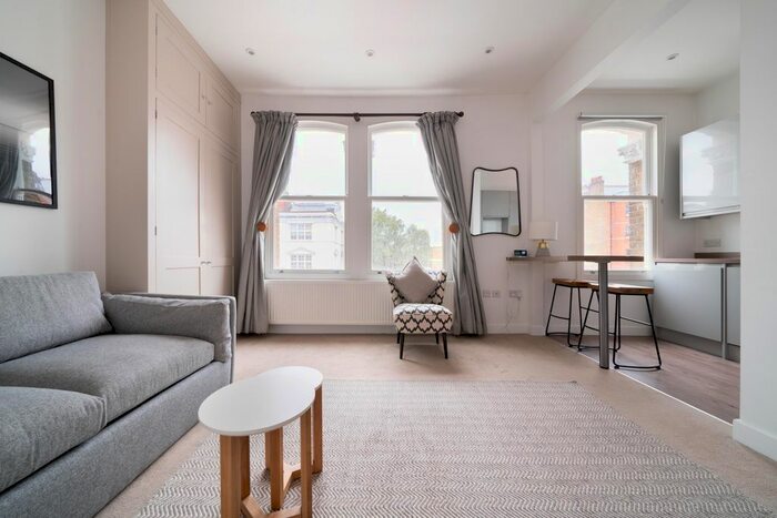 1 Bedroom Flat To Rent In Fulham Road, Fulham, SW6