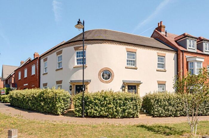 2 Bedroom Maisonette For Sale In Wilkinson Road, Kempston, MK42