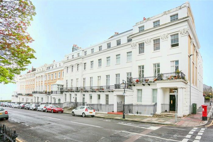 2 Bedroom Flat To Rent In Sussex Square, Brighton, East Sussex, BN2