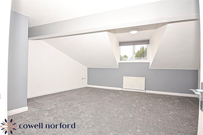2 Bedroom Flat For Sale In Halliwell Street, Milnrow, Rochdale, Greater Manchester, OL16