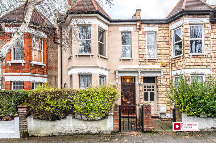 4 Bedroom Terraced House For Sale In Cotesbach Road, Lower Clapton, Hackney, E5