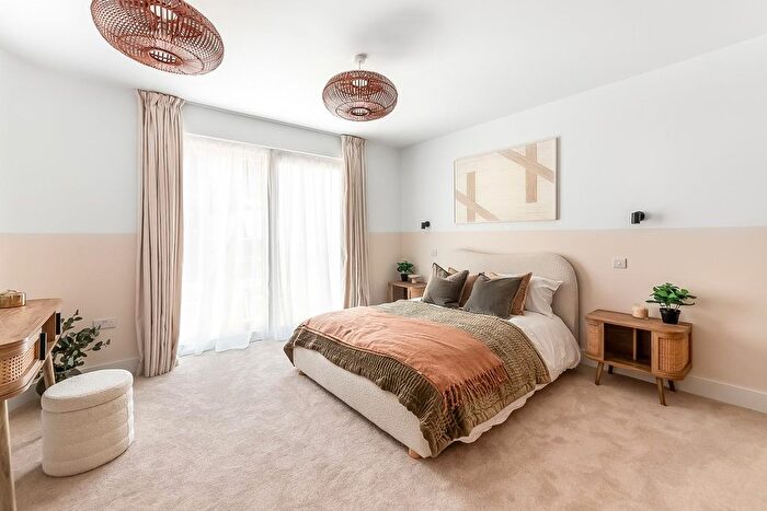 1 Bedroom Flat For Sale In Lumina Court, Orpington, BR6