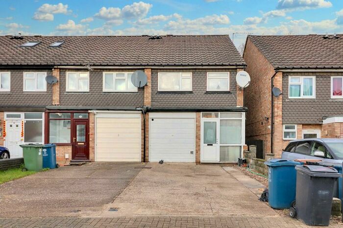 5 Bedroom Terraced House To Rent In Nibthwaite Road, Harrow, HA1