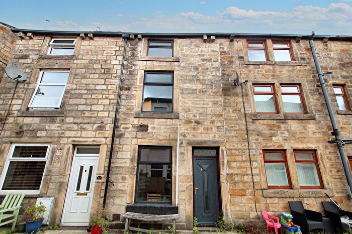 3 Bedroom Terraced House For Sale In Market Street, Todmorden, OL14