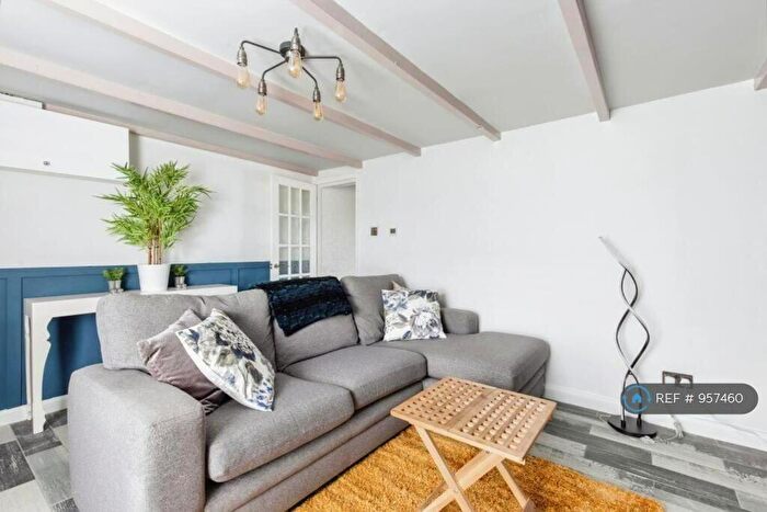 2 Bedroom Semi-Detached House To Rent In Tregonissey Road, St. Austell, PL25