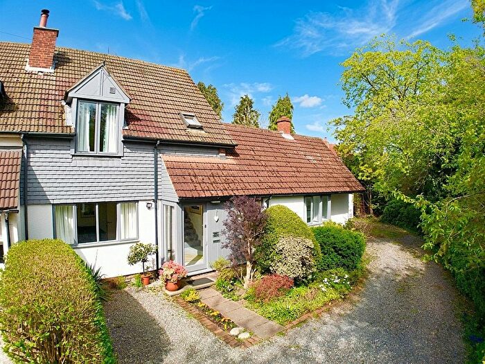 3 Bedroom End Of Terrace House For Sale In Well Lane, Stock, CM4