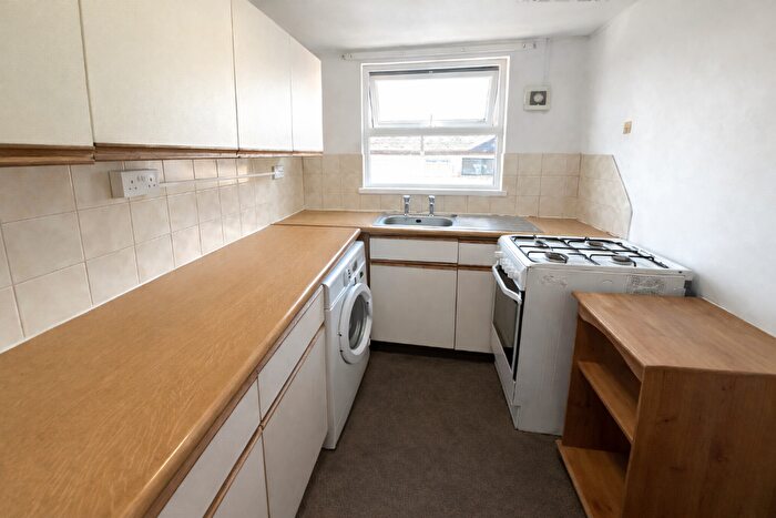 1 Bedroom Apartment To Rent In Ravenscourt, Richmond Road, Cardiff (City), CF24