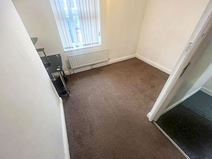 4 Bedroom Terraced House For Sale In Broxtowe Street, Nottinghamshire, Sherwood Nottingham, NG5