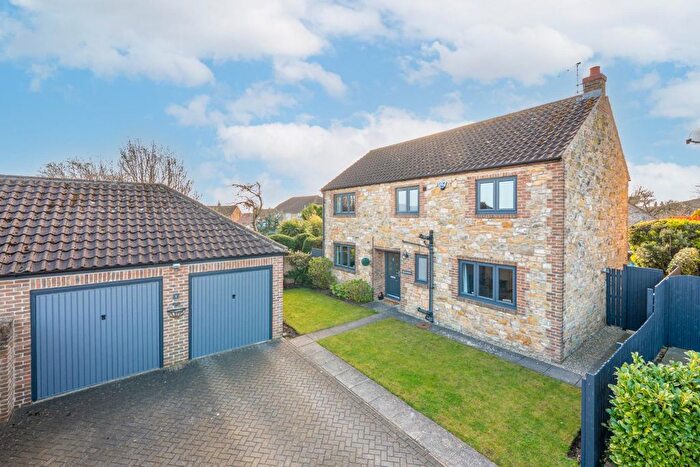 4 Bedroom Detached House For Sale In Saw Wells Court, Barkston Ash, Tadcaster, LS24