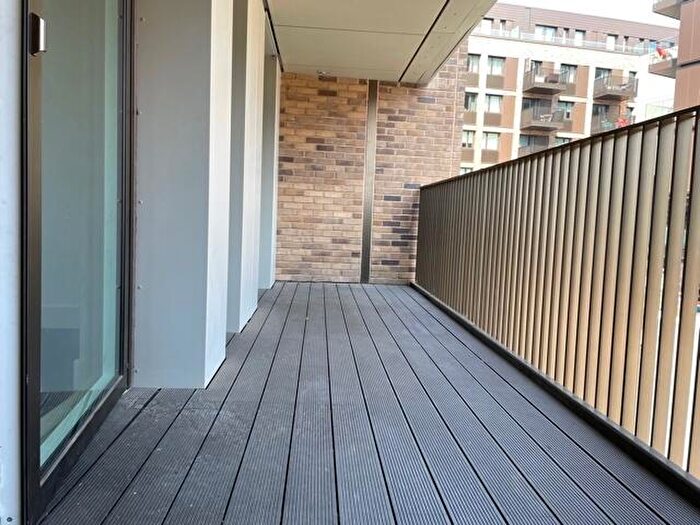 1 Bedroom Flat To Rent In Arbor House, New Cross, SE14