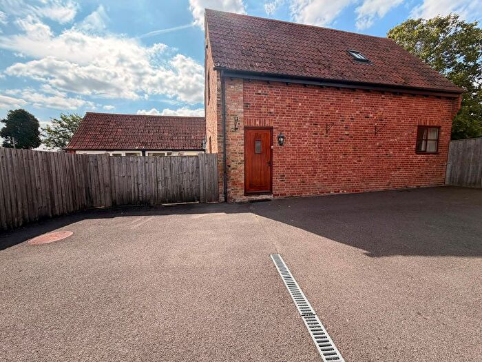 2 Bedroom Detached House To Rent In Epney, Saul, GL2