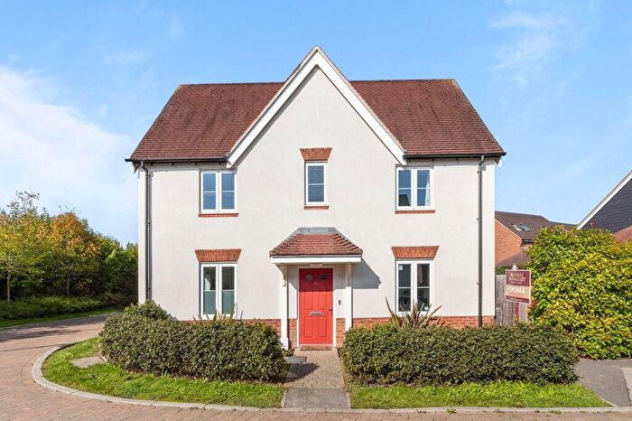 3 Bedroom Detached House For Sale In Staples Close, Broadbridge Heath, RH12