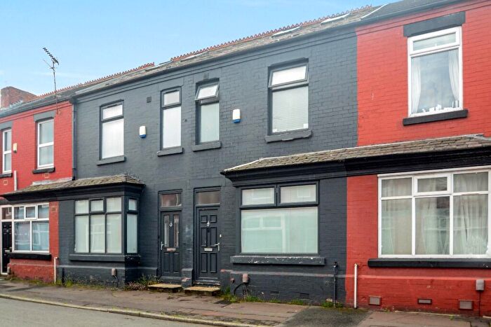 6 Bedroom Terraced House For Sale In Braemar Road, Fallowfield, Manchester, M14
