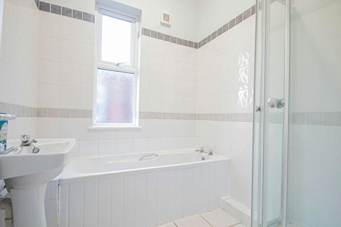 1 Bedroom House Of Multiple Occupation To Rent In Room, Ryde Street, HU5