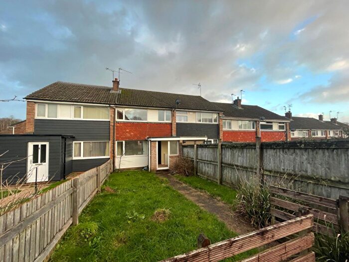 3 Bedroom Terraced House For Sale In , Pilton Vale, Newport, Newport, NP20