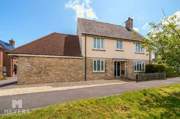 4 Bedroom Detached House For Sale In Frome Valley Road, Crossways, DT2
