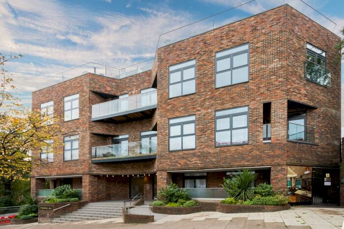 2 Bedroom Apartment To Rent In Muswell Hill London, N10