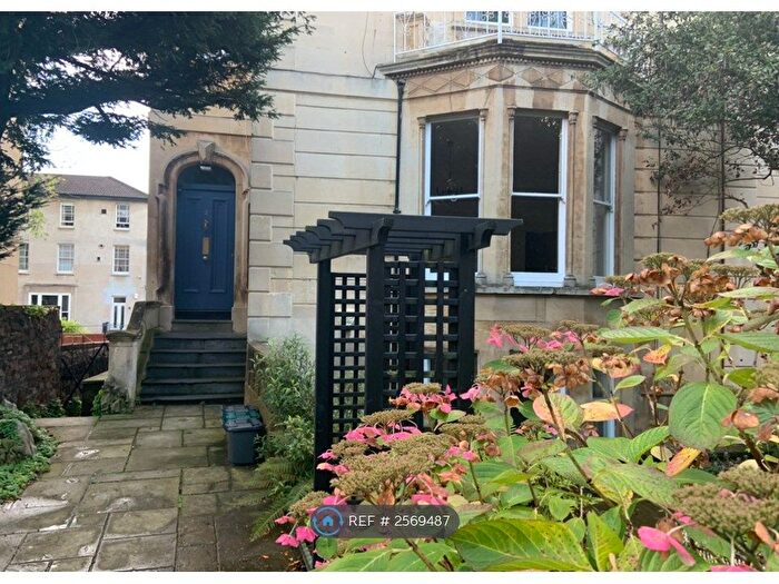 2 Bedroom Flat To Rent In Ashgrove Road, Bristol, BS6