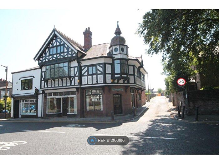 2 Bedroom Flat To Rent In Gateacre Brow, Liverpool, L25