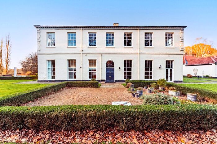 4 Bedroom Semi Detached House To Rent In Wroxham Road, Coltishall, NR12